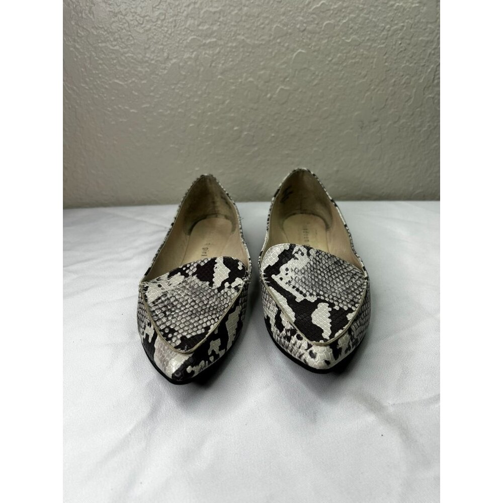 Madden Girl Flats Women Size 7 Snakeskin Slip On Pointed Toe Casual Work Shoes - Picture 3 of 10